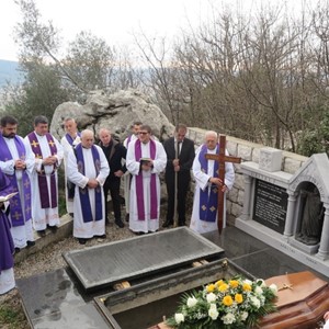 U Pičetama pokopan mo. don Miho Demović